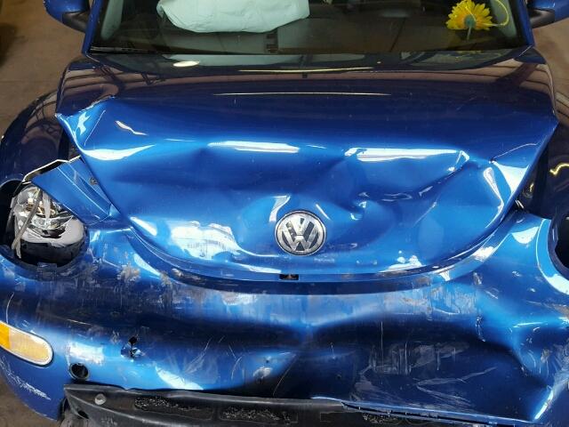 3VWCD21C13M437509 - 2003 VOLKSWAGEN NEW BEETLE 蓝色 照片 7