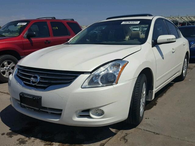 1N4AL2AP1BN425273 - 2011 NISSAN ALTIMA 2.5 WHITE photo 2