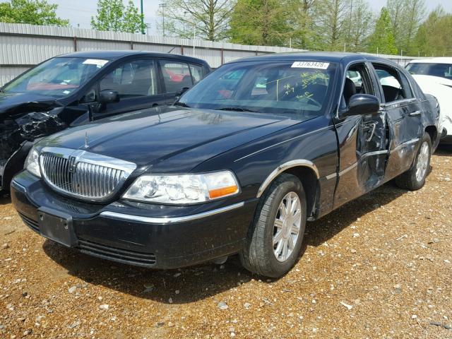 2LNHM82VX9X608956 - 2009 LINCOLN TOWN CAR S BLACK photo 2