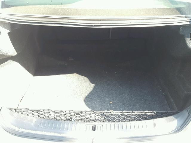 1G11B5SA9DF298917 - 2013 CHEVROLET MALIBU LS 银色 照片 9