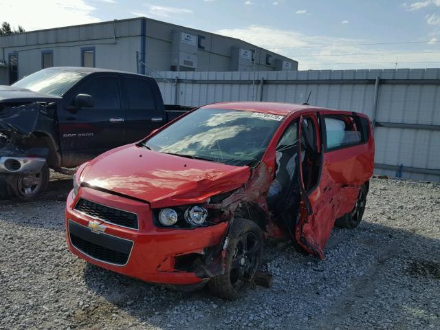 1G1JA6SH8F4141951 - 2015 CHEVROLET SONIC LS 红色 照片 2