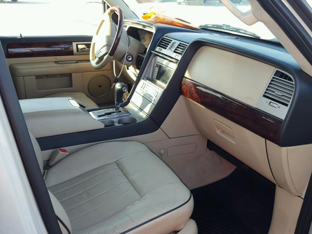 5LMFU28596LJ00026 - 2006 LINCOLN NAVIGATOR BEIGE photo 5
