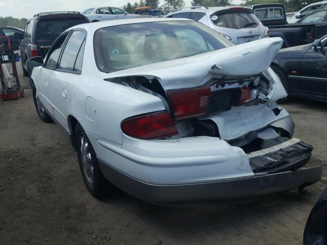 2G4WF5217W1545570 - 1998 BUICK REGAL GS WHITE photo 3