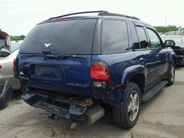 1GNDT13S242421750 - 2004 CHEVROLET TRAILBLAZE BLUE photo 4