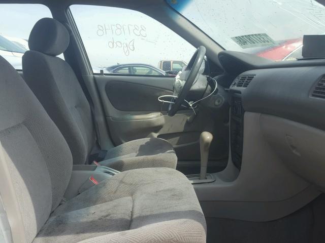 1Y1SK52811Z418949 - 2001 CHEVROLET GEO PRIZM 银色 照片 5