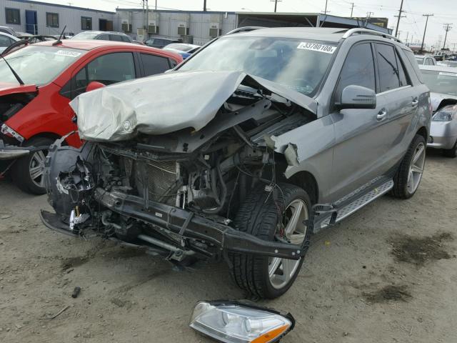 4JGDA5JBXDA260946 - 2013 MERCEDES-BENZ ML 350 GRAY photo 2