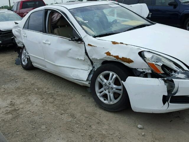 1HGCM56837A078337 - 2007 HONDA ACCORD WHITE photo 9