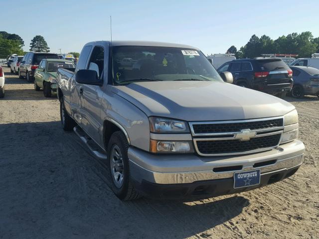1GCEC19V67Z178471 - 2007 CHEVROLET SILVERADO SILVER photo 1