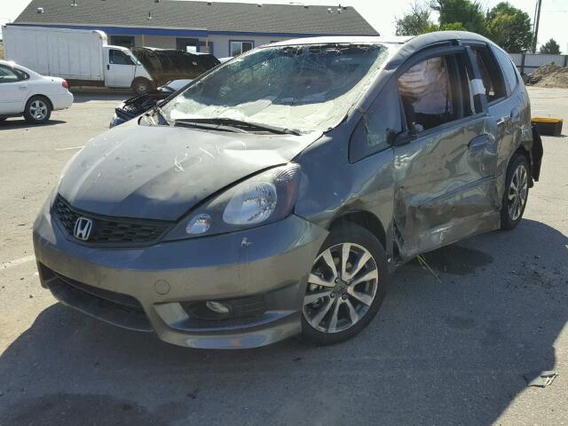 JHMGE8H52DC058998 - 2013 HONDA FIT GRAY photo 2