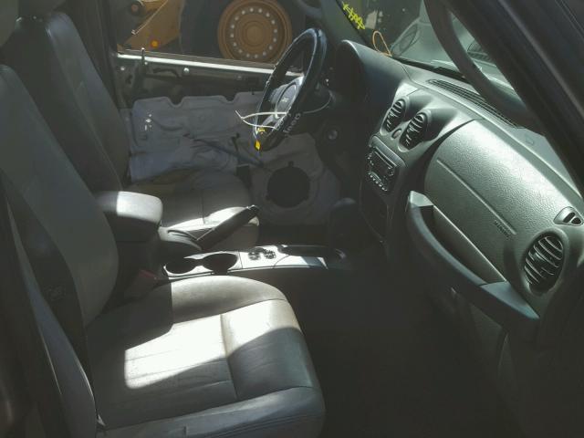 1J4GL38K65W581855 - 2005 JEEP LIBERTY RE GOLD photo 5