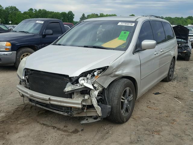 5FNRL38815B107206 - 2005 HONDA ODYSSEY TO SILVER photo 2