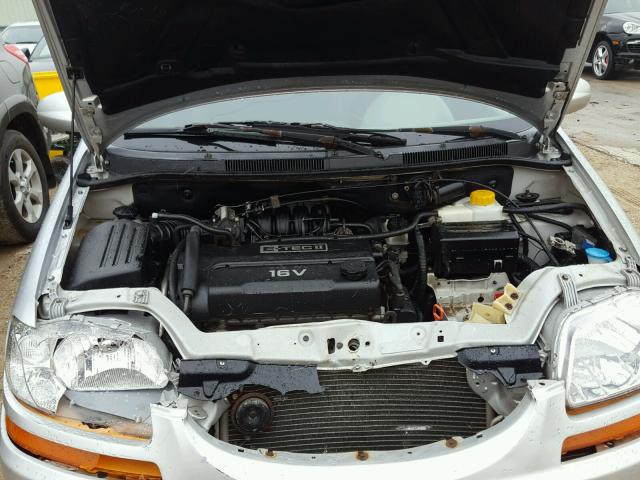 KL1TD62645B306580 - 2005 CHEVROLET AVEO BASE Gümüş foto 7