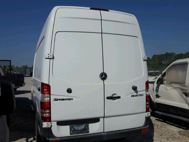 WD3PE7CC1D5764814 - 2013 MERCEDES-BENZ SPRINTER 2 WHITE photo 3