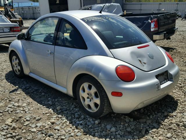3VWCK21C13M434597 - 2003 VOLKSWAGEN NEW BEETLE 银色 照片 3