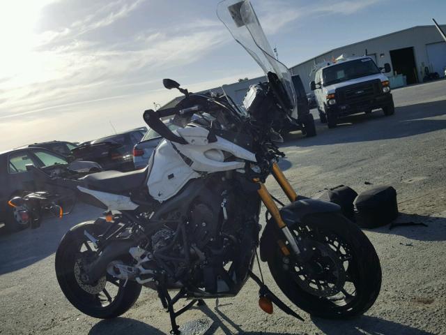 JYARN37Y8HA001159 - 2017 YAMAHA FJ09 C WHITE photo 1