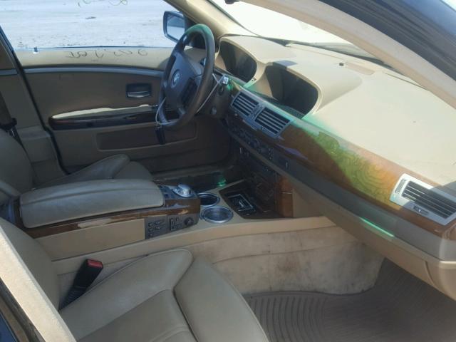 WBAGN63545DS56066 - 2005 BMW 745 LI أسود صورة 5