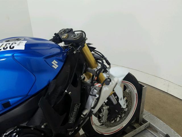 JS1GR7MA1C2101003 - 2012 SUZUKI GSX750 BLUE photo 13