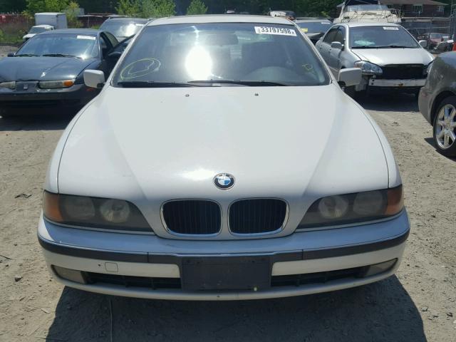 WBADD6323VBW15009 - 1997 BMW 528 I AUTO WHITE photo 9