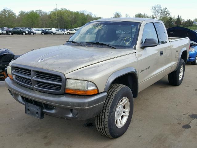 1B7GG12X72S713723 - 2002 DODGE DAKOTA BAS BEIGE photo 2