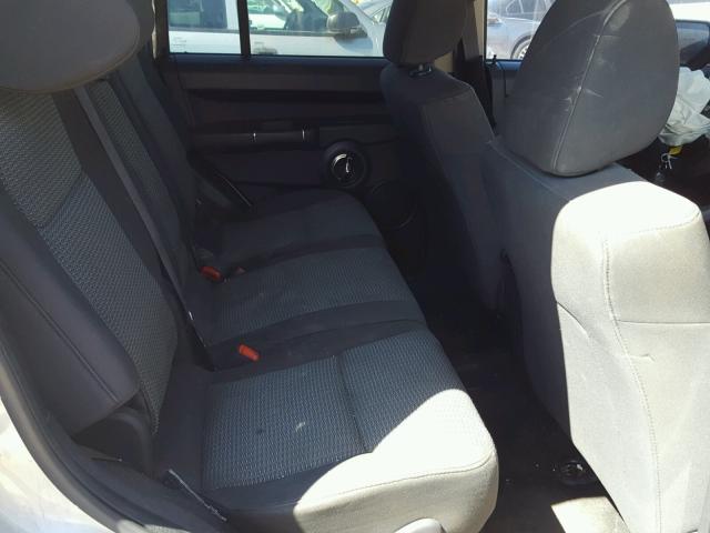 1J8HG48K89C509849 - 2009 JEEP COMMANDER SILVER photo 6