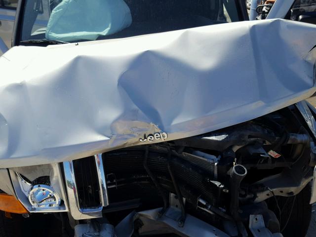 1J8HG48K89C509849 - 2009 JEEP COMMANDER SILVER photo 7