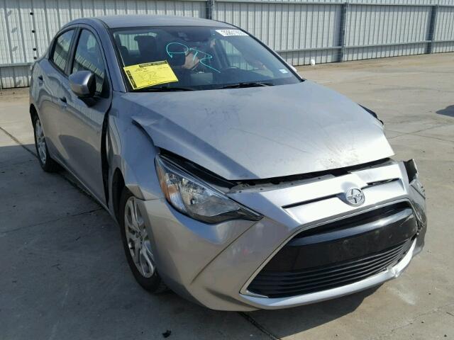 3MYDLBZV7GY141040 - 2016 TOYOTA SCION IA SILVER photo 1