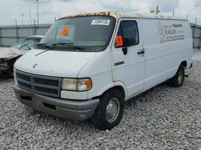 2B7HB21Y1RK565382 - 1994 DODGE RAM VAN B2 WHITE photo 2