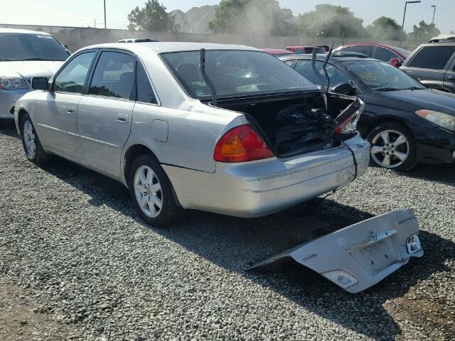 4T1BF28B41U148408 - 2001 TOYOTA AVALON XL SILVER photo 3