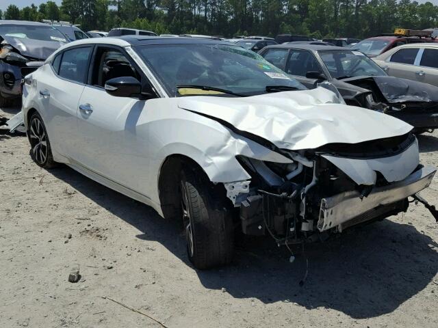 1N4AA6AP0HC425900 - 2017 NISSAN MAXIMA 3.5 WHITE photo 1