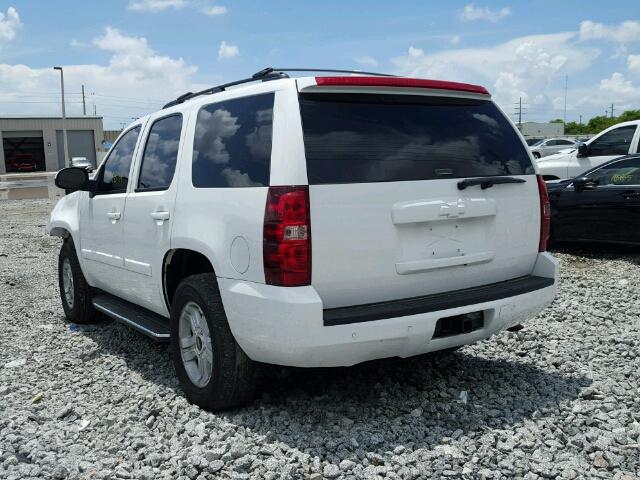 1GNEC23359R232026 - 2009 CHEVROLET TAHOE C150 WHITE photo 3