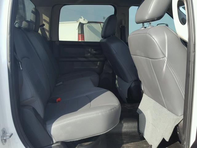 3C6UR5HLXHG726725 - 2017 RAM 2500 ST WHITE photo 6