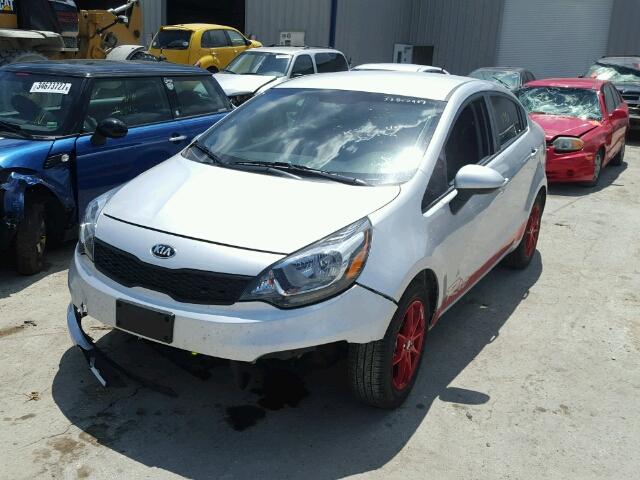 KNADM4A37G6633704 - 2016 KIA RIO LX SILVER photo 2