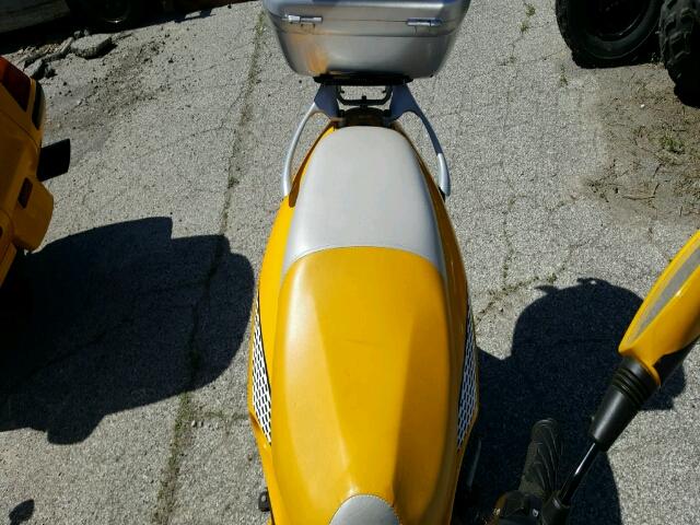 LHJLC79F38B002460 - 2008 SCOR MOTORCYCLE YELLOW photo 6