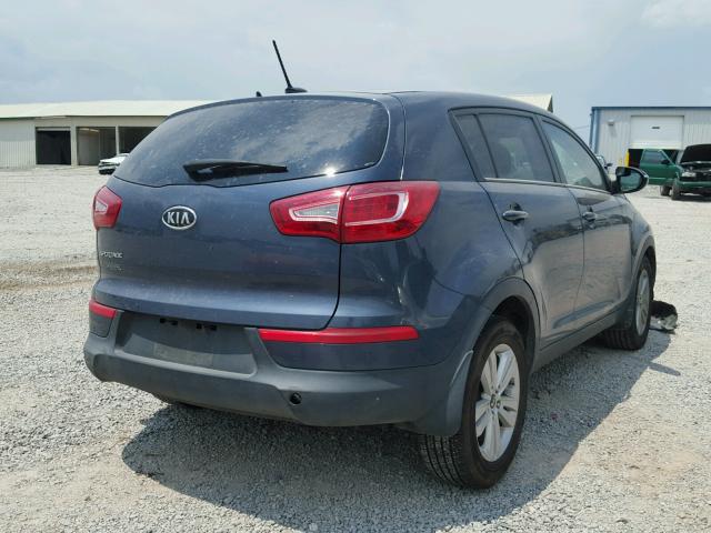 KNDPB3A23C7338286 - 2012 KIA SPORTAGE B BLUE photo 4