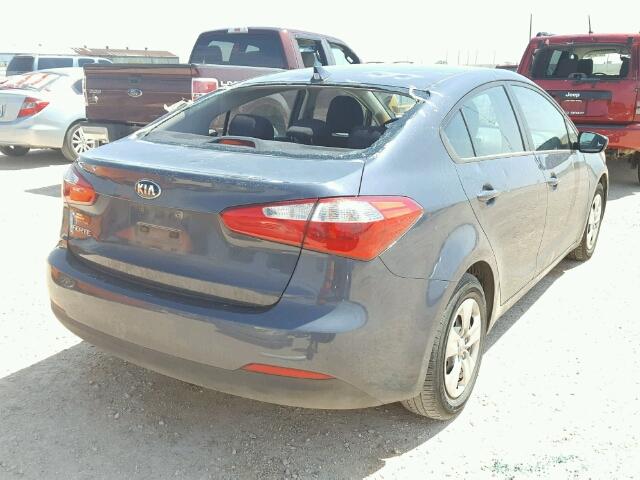 KNAFK4A64G5445527 - 2016 KIA FORTE LX BLUE photo 4