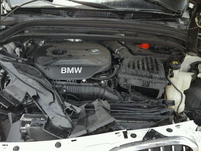 WBXHT3C33H5F67941 - 2017 BMW X1 XDRIVE2 Blanco foto 7