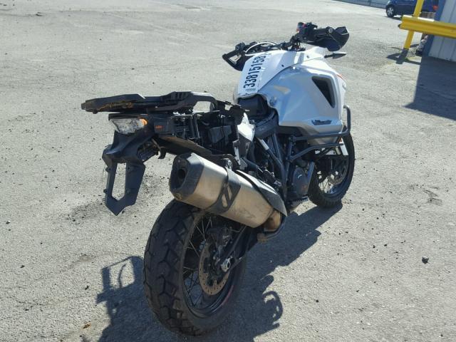 VBKV59406FM922469 - 2015 KTM 1290 SUPER WHITE photo 4