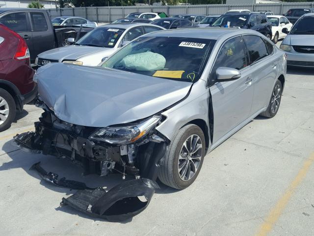 4T1BK1EB4JU275069 - 2018 TOYOTA AVALON XLE SILVER photo 2