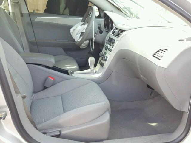 1G1ZG57B29F240287 - 2009 CHEVROLET MALIBU LS ვერცხლისფერი ფოტო 5