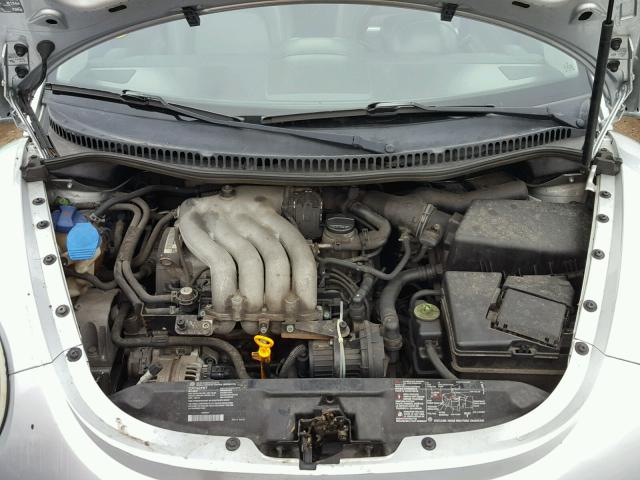 3VWCB21C52M402086 - 2002 VOLKSWAGEN NEW BEETLE 银色 照片 7