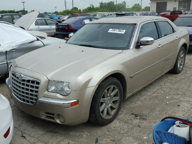 2C3KA63H86H534611 - 2006 CHRYSLER 300C GOLD photo 2