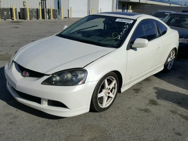 JH4DC53056S022962 - 2006 ACURA RSX TYPE-S WHITE photo 2