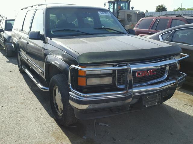 3GKFK16R4WG515396 - 1998 GMC SUBURBAN K BLACK photo 1