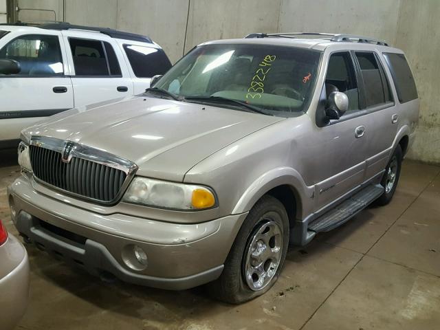 5LMFU28R11LJ33789 - 2001 LINCOLN NAVIGATOR TAN photo 2
