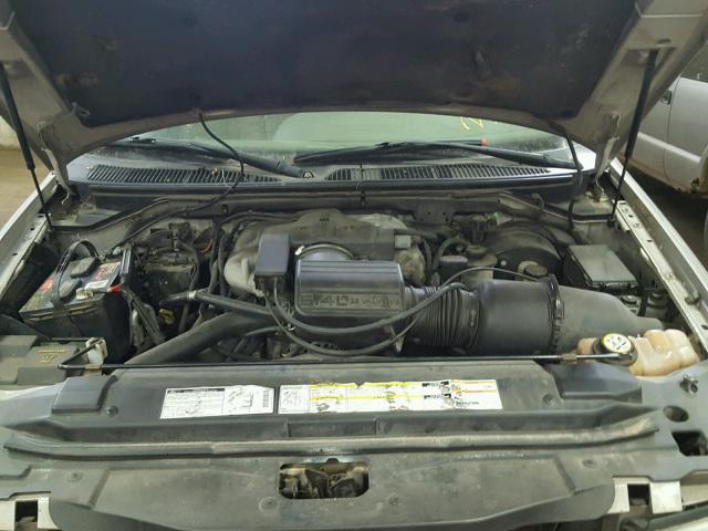 5LMFU28R11LJ33789 - 2001 LINCOLN NAVIGATOR TAN photo 7