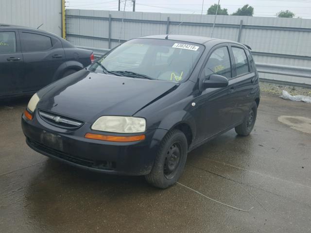 KL1TD62625B324334 - 2005 CHEVROLET AVEO BASE Qara foto 2