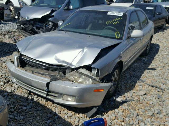 KNAGD126X25181394 - 2002 KIA OPTIMA MAG SILVER photo 2