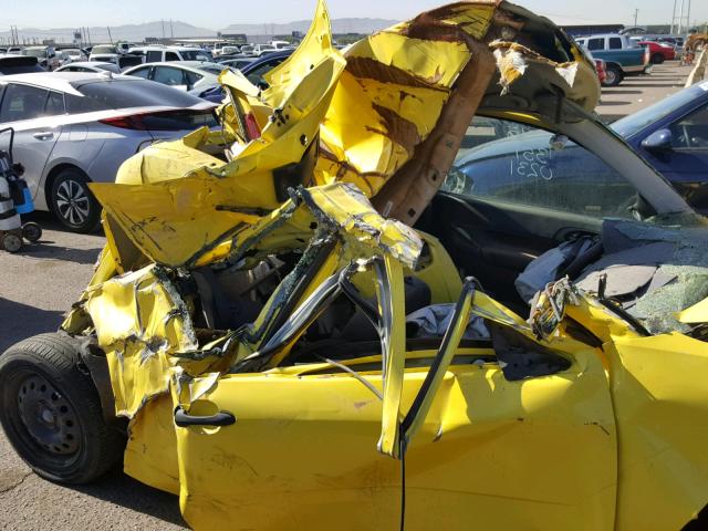 3FAFP31N05R154710 - 2005 FORD FOCUS ZX3 YELLOW photo 9