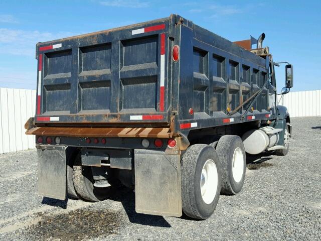 1FUJA6CK67LY83878 - 2007 FREIGHTLINER CONVENTION GREEN photo 4