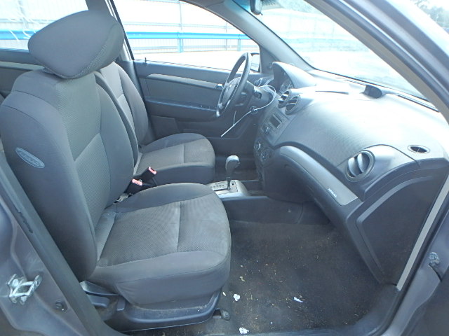 KL1TD56648B047310 - 2008 CHEVROLET AVEO BASE GRAY photo 5